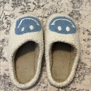 Cozy Blue and White Kids One Piece Slippers